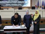 Sidang-istimewa1.jpg