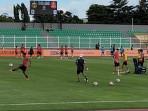 Suasana-latihan-di-Stadion-Sumpah-Pemuda-laga-Bhayangkara-Presisi-Lampung-FC-vs-Persijap.jpg