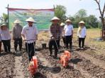 TANAM-JAGUNG-Polres-Pringsewu13.jpg