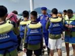Sat Polairud Polres Pesawaran Edukasi Nahkoda dan Nelayan di Dermaga Ketapang