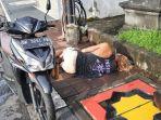 Viral-Seorang-Bule-Ditemukan-Tidur-di-Trotoar-Banjar-Gede-Badung-Bali.jpg