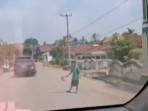 aksi-pungli-di-Komering-putih-lamteng.jpg