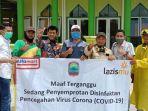 alfamart-dan-lazismu-lakukan-penyemprotan-disinfektan-fasilitas-publik.jpg