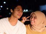 artis-lesty-kejora-dan-rizky-billar-disebut-akan-menikah-tahun-depan-keluarga-beri-tanggapan.jpg