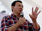 basuki-tjahaja-purnama-saat-menerima-pengaduan_20161201_105041.jpg