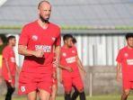 biodata-anco-jansen-striker-termahal-psm-makassar-di-liga-1-2021.jpg
