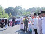 bupati-way-kanan-adipati-lepas-peserta-pawai-taaruf.jpg