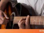 chord-gitar-di-sepertiga-malam-rey-mbayang.jpg