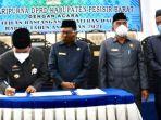 chrisna-apbd-pesisir-barat.jpg