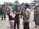datang-ke-lokasi-bentrok-berdarah-di-mesuji-wagub-lampung-nunik-pakai-rompi-antipeluru.jpg