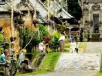 desa-adat-penglipuran-di-kabupaten-bangli-bali_20161204_145550.jpg