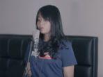 download-lagu-on-my-way-x-lily-alan-walker-cover-hanin-dhiya.jpg