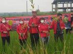dpd-pdi-perjuangan-lampung-tanam-pohon-peringati-hut-ke-48-pdi-perjuangan.jpg