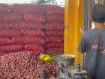 harga-bawang-merah-di-Metro-naik-Rp-35-ribu-per-kilogram.jpg