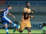 hasil-pertandingan-liga-1-2021-antara-arema-fc-vs-bhayangkara-fc-berakhir-imbang.jpg