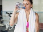 ilustrasi-minum-air_20150505_175349.jpg