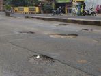 jalan-berlubang_20170720_184209.jpg