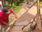jalan-rusak-di-Kalirejo-Lampung-Tengah.jpg