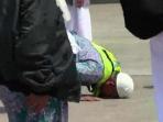 jamaah-haji-sujud-syukur_20151017_160259.jpg