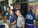 karyawan-alfamart-dibekuk_20180104_140438.jpg