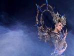 makna-kostum-indonesia-di-miss-grand-international-2017_20171014_142844.jpg