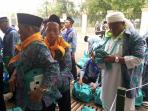 manifes-calon-haji-lampung_20150828_192128.jpg
