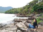 pantai-batu-lapis-kalianda-lampung-selatan_20171220_133720.jpg