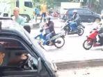 pekerja-jatuh-dari-atas-flyover-kalibalok-aa.jpg