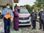 pemkab-tanggamus-hibahkan-ambulans.jpg