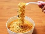 pemuda-tewas-setelah-makan-mi-instan-di-dalam-kamar-ditemukan-dengan-mulut-berdarah.jpg