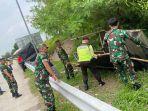 penertiban-PKL-di-area-akses-masuk-pintu-tol-Bakter.jpg