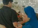 pengantin-wanita-menangis-histeris-hingga-pingsan-lihat-mantan-datang-ke-resepsi-pernikahan.jpg