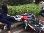 pria-asal-lampung-hancurkan-motornya-sendiri-karena-tak-terima-ditilang-polisi.jpg