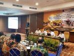 rapat-koordinasi-debottlenecking-perizinan-pemerintah-daerah-untuk-pelaksanaan-bbm-satu-harga.jpg