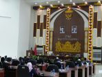 rapat-paripurna-dprd-kabupaten-pringsewu-senin-164_20180416_172943.jpg