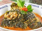 resep-buntil-daun-pepaya-bumbu-kuning-simak-bahan-dan-cara-buatnya.jpg