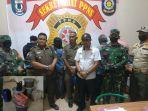 sambut-hut-ke-75-ri-petugas-gabungan-di-pringsewu-razia-warung-tuak.jpg