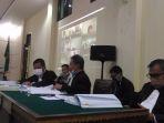 sidang-kasus-dugaan-suap-lampura-selasa-2652020-1.jpg