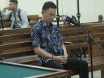 sidang-perdana-kadis-perdagangan-lampung-utara-wan-hendri.jpg