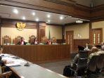 sidang-suap-lampung-tengah.jpg