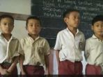 siswa-sekolah-dasar_20170404_093648.jpg