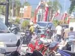 tangkap-layar-aksi-begal-tembakkan-senpi-ke-ojol.jpg