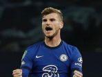 timo-werner-saat-cetak-gol.jpg