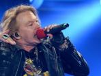 vokalis-guns-n-roses-axl-rose_20160728_103126.jpg