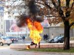 wanita-terbakar_20150515_141018.jpg