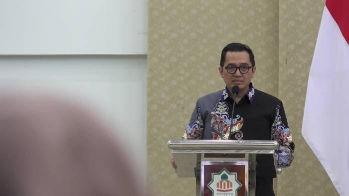 LITERASI KEUANGAN - Kepala Perwakilan LPS II Bambang S Hidayat saat memberikan sambutan dalam kegiatan LPS Goes to Campus, Kamis (4/12/2025).