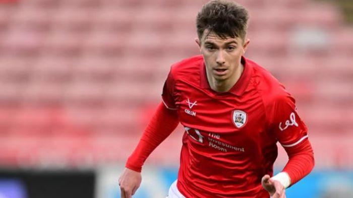 PEMAIN BARNSLEY -