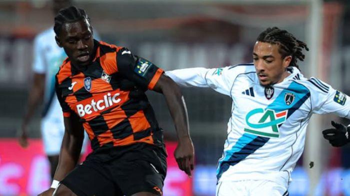 PEMAIN FC LORIENT DAN PARIS FC -
