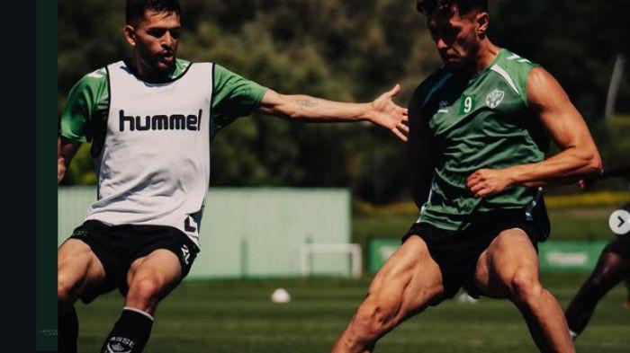 PEMAIN SAINT ETIENNE -