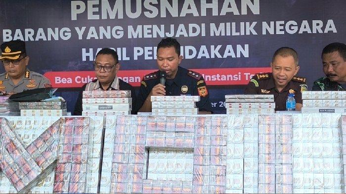 Bea Cukai Mataram Ungkap Modus Penyelundupan hingga Penjualan Rokok Ilegal di NTB